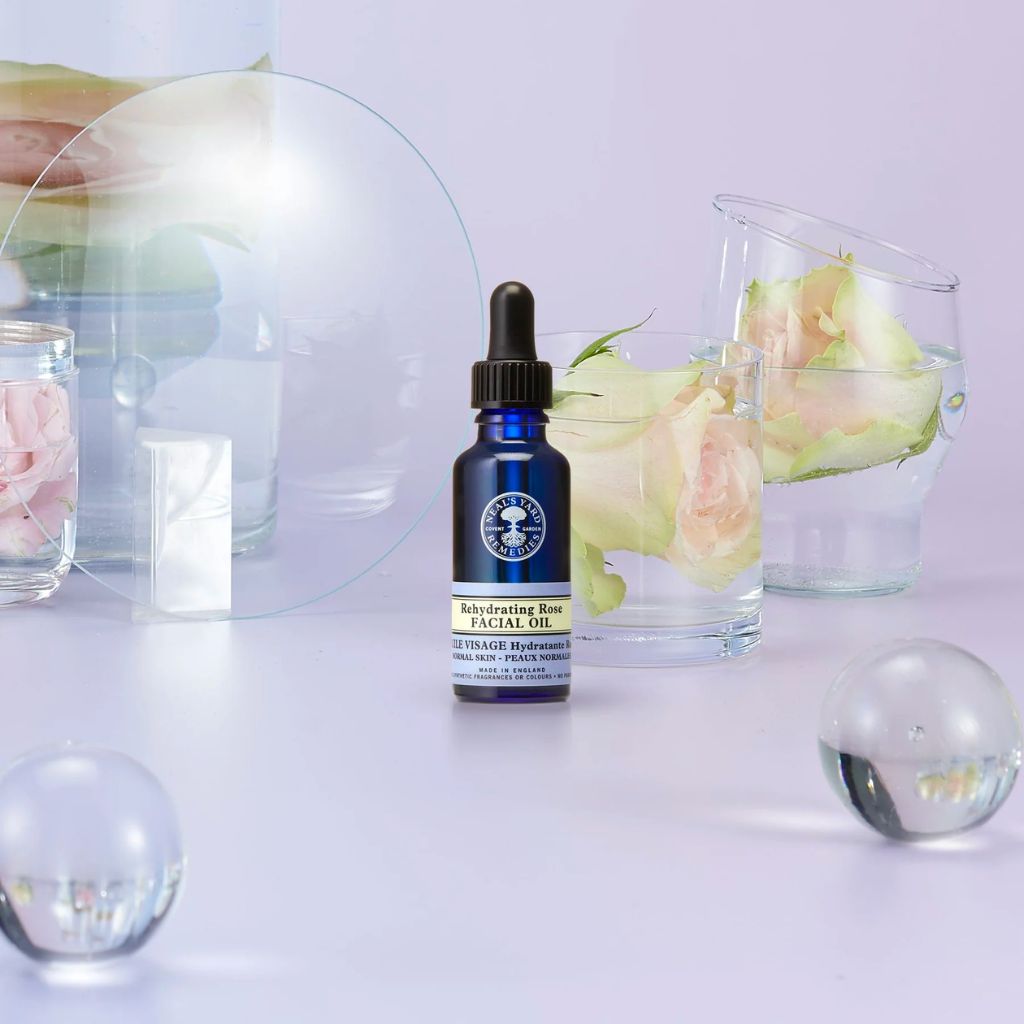 Neal's Yard Remedies Rehydrating Rose Facial Oil kasvoöljy 30ml